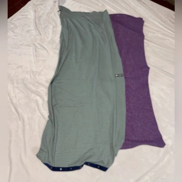 A set of 2 Convertible Lululemon and Ivivva Scarfs